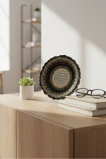 El İşi Gümüş ve Altın Desenli Ayetel Kürsi Yazılı 30 cm Çini Tabak - Görsel 3