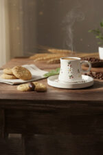 El Yapımı Kiraz ve Papatya Desenli 2 Kişilik 4 Parça Seramik Fincan Takımı - Görsel 4