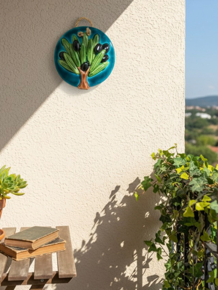 El Yapımı Kabartmalı Zeytin Ağacı Seramik Duvar Süsü (14cm)