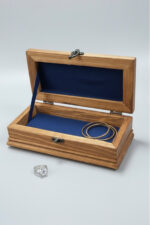 El Yapımı Çini Karo Baskılı Ahşap Tespih Kutusu (5x15cm) - Görsel 3