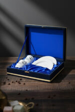 Atatürk Portreli ve İmzalı Kadife Kutulu 2 Kişilik Türk Kahvesi Fincan Takımı - Görsel 4