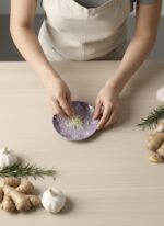 El Yapımı Seramik Rende Tabağı (13 cm) - Sarımsak, Zencefil, Meyve Püresi ve Bebek Maması Hazırlayıcı - Görsel 2