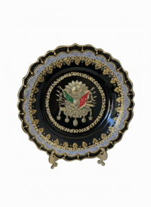 El İşi Gümüş ve Altın Desenli Osmanlı Tuğralı 30 cm Çini Tabak - Görsel 3