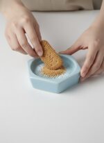 El Yapımı Seramik Rende Tabağı (10 cm) - Sarımsak, Zencefil, Meyve Püresi ve Bebek Maması Hazırlayıcı - Görsel 2