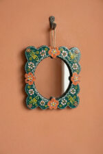 El Yapımı İşlemeli Çini Ayna - Görsel 2