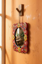 El Yapımı İşlemeli Çini Ayna - Görsel 5