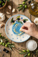 El Yapımı Seramik Rende Tabağı (13 cm) – Sarımsak, Zencefil, Meyve Püresi ve Bebek Maması Hazırlayıcı - Görsel 5